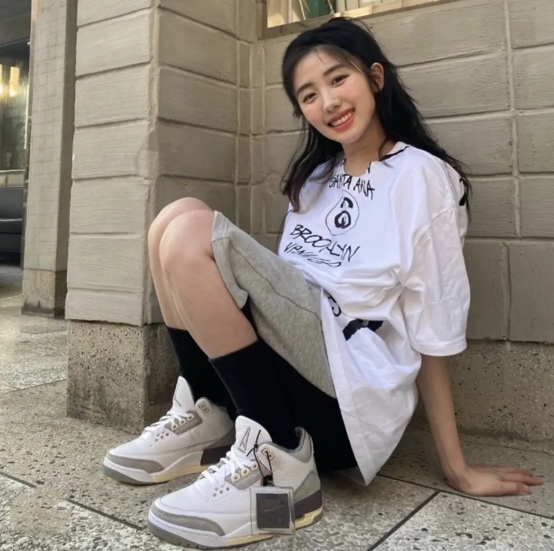 M60  AJ4# 32.99$ gallery