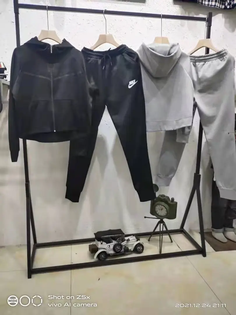 M664 36.99$ NIKE gallery