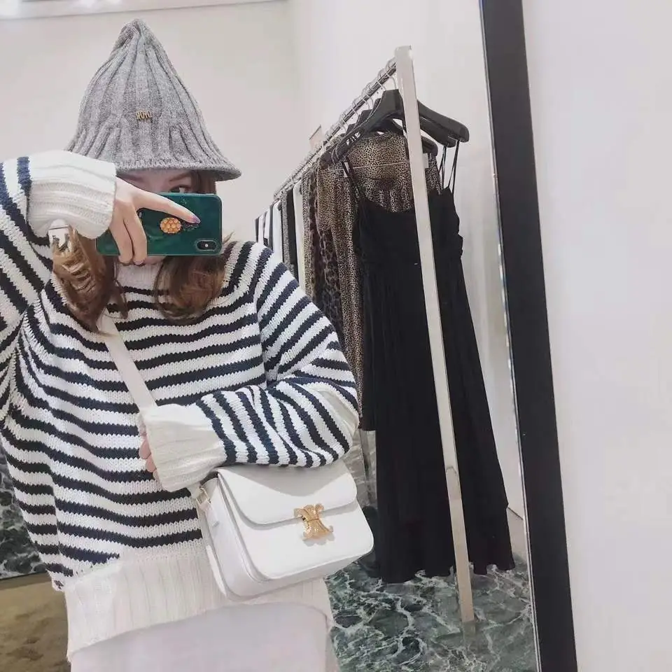 M673 55.99$ 1:1 gallery