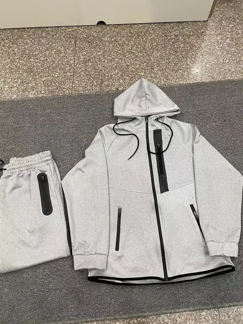 M686 34.69$ NIKE gallery