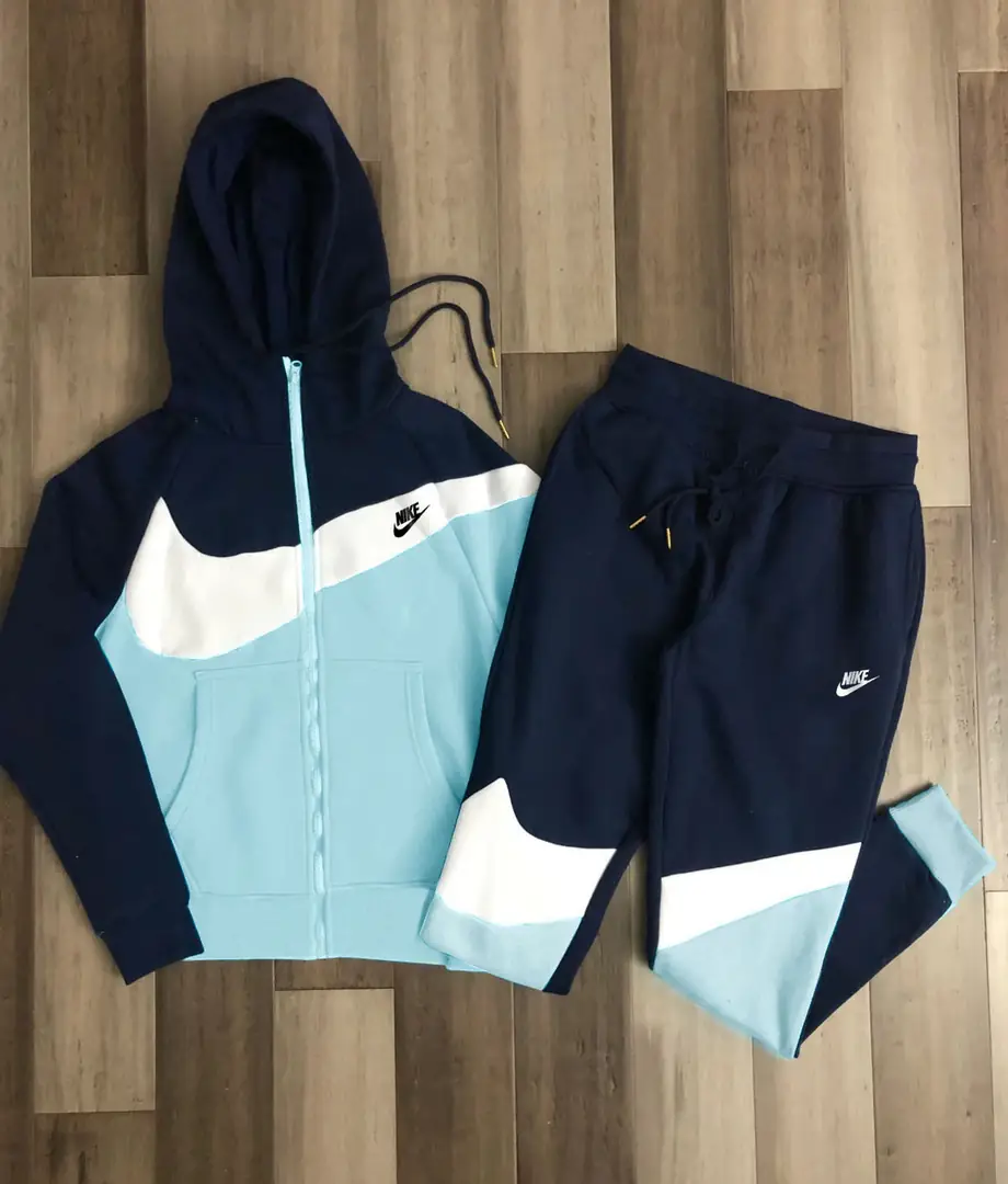 M688  38.99$ NIKE gallery