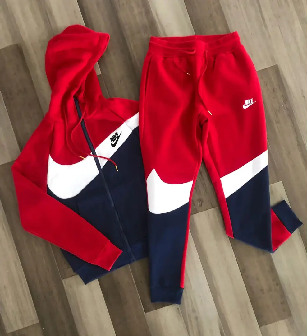 M688  38.99$ NIKE gallery