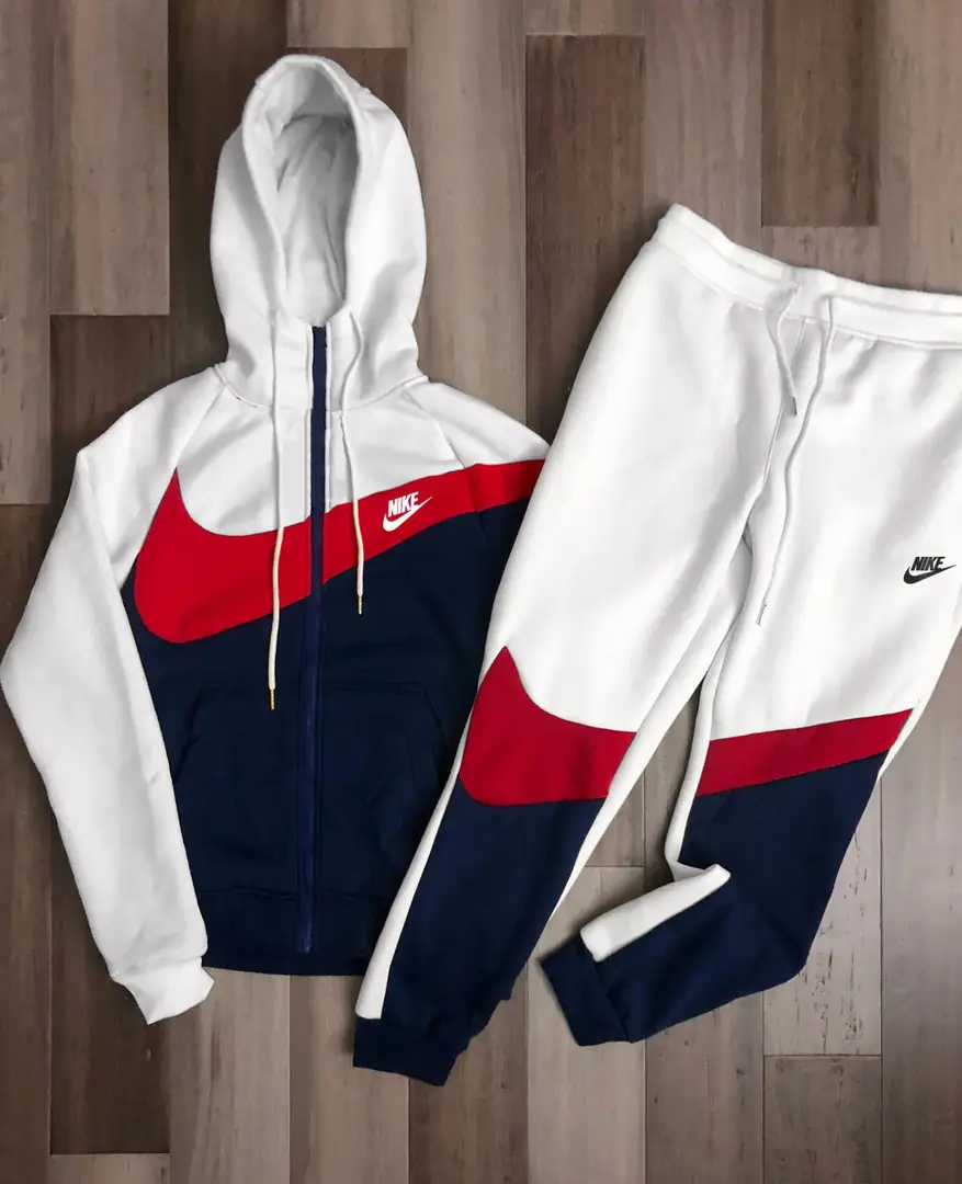 M688  38.99$ NIKE gallery