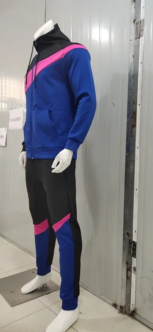 M688  38.99$ NIKE gallery