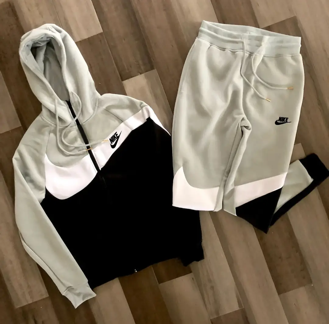 M688  38.99$ NIKE gallery