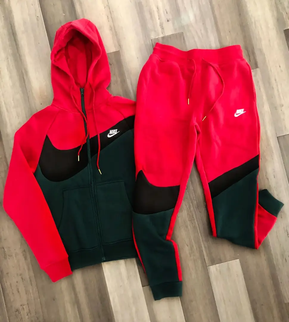 M688  38.99$ NIKE gallery