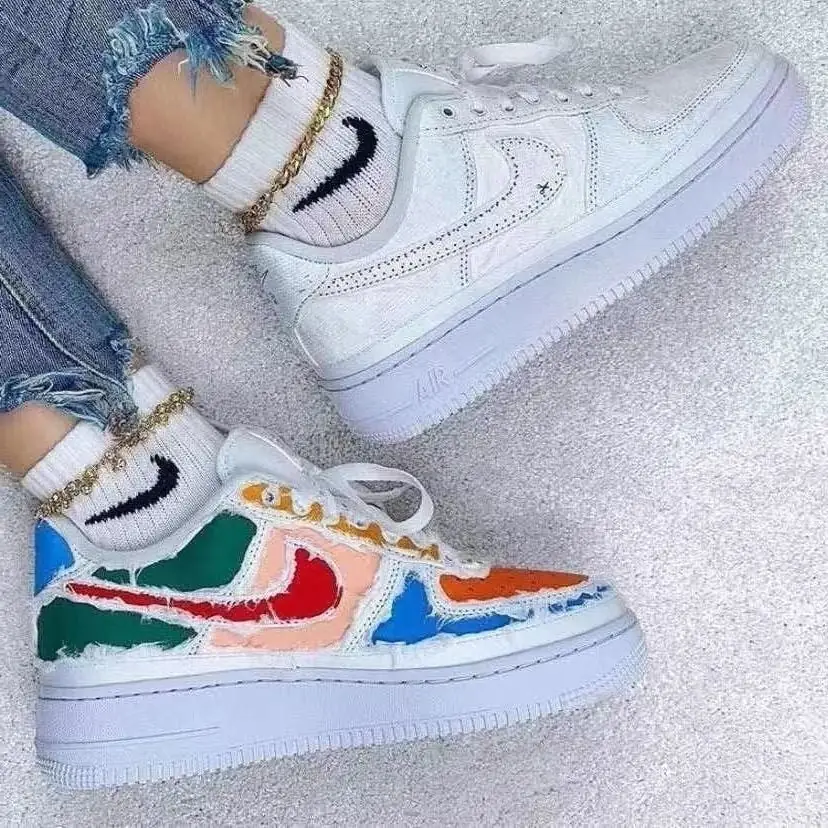 M697 43$ NIKE gallery