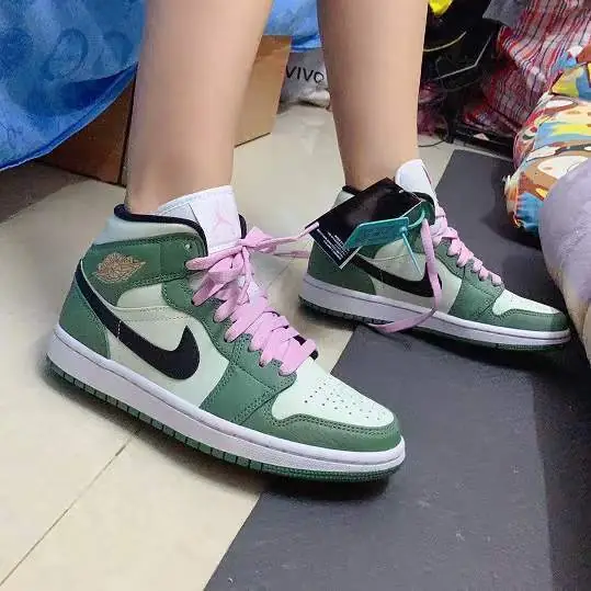 M703 New Green AJ 43.99$ gallery