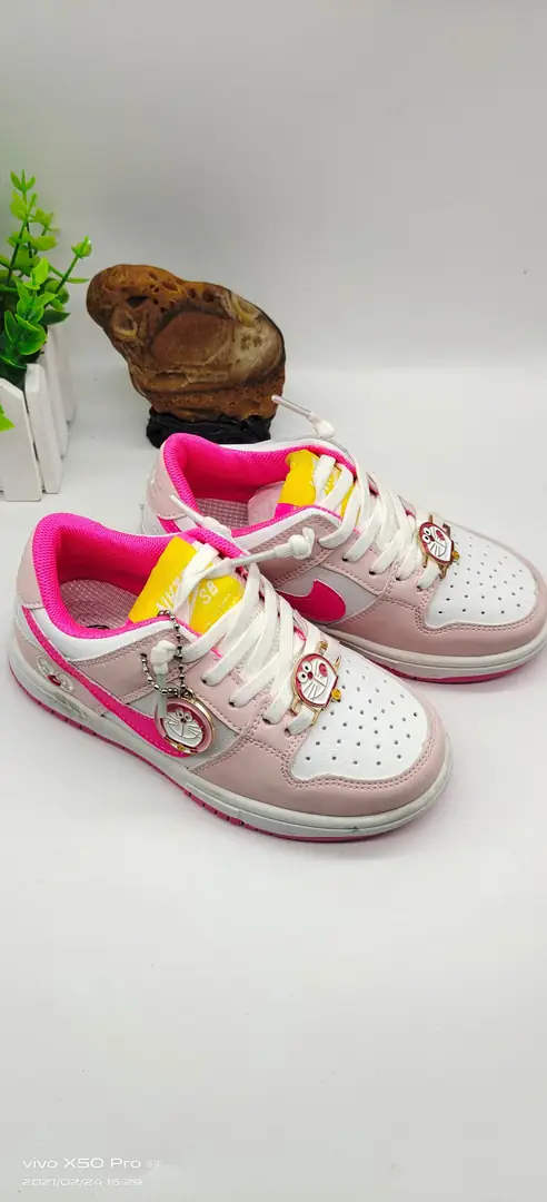 M704 34.99$ NIKE gallery