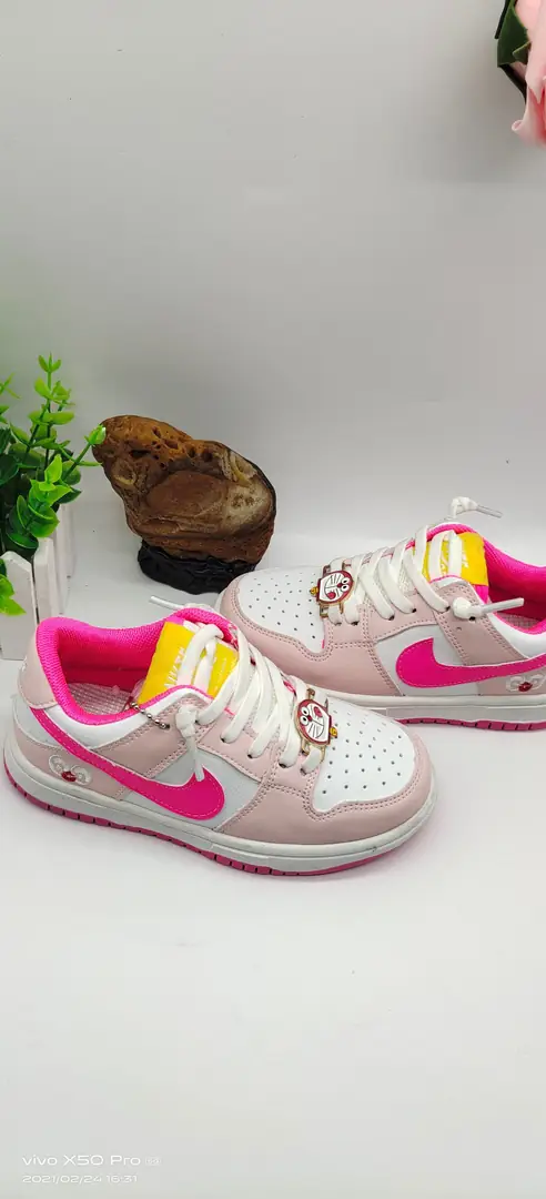 M704 34.99$ NIKE gallery