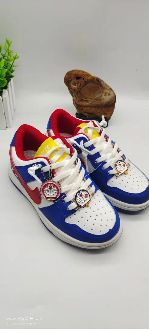 M704 34.99$ NIKE gallery