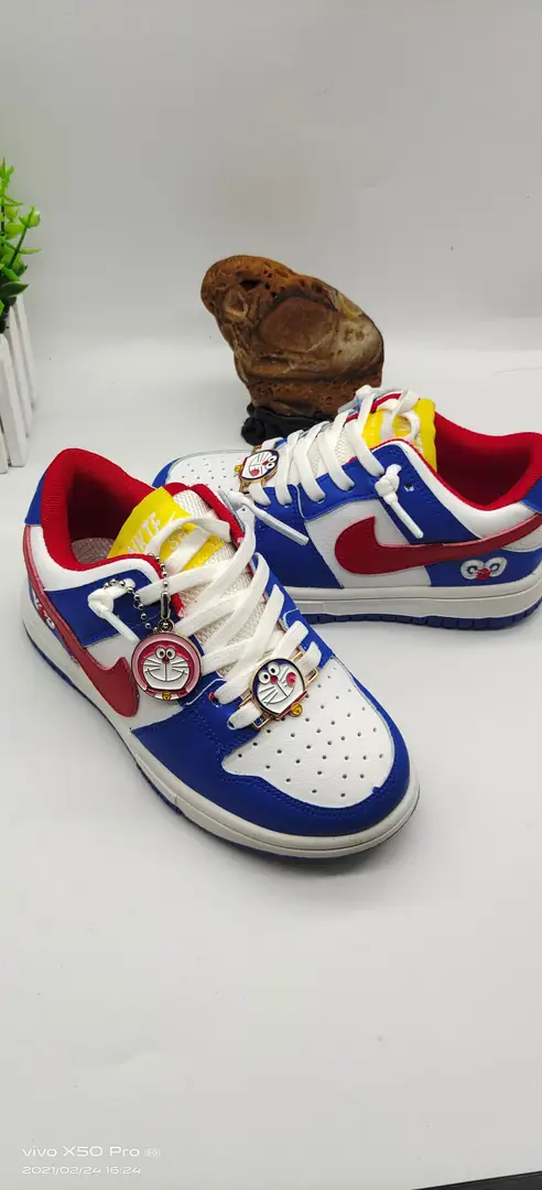 M704 34.99$ NIKE gallery