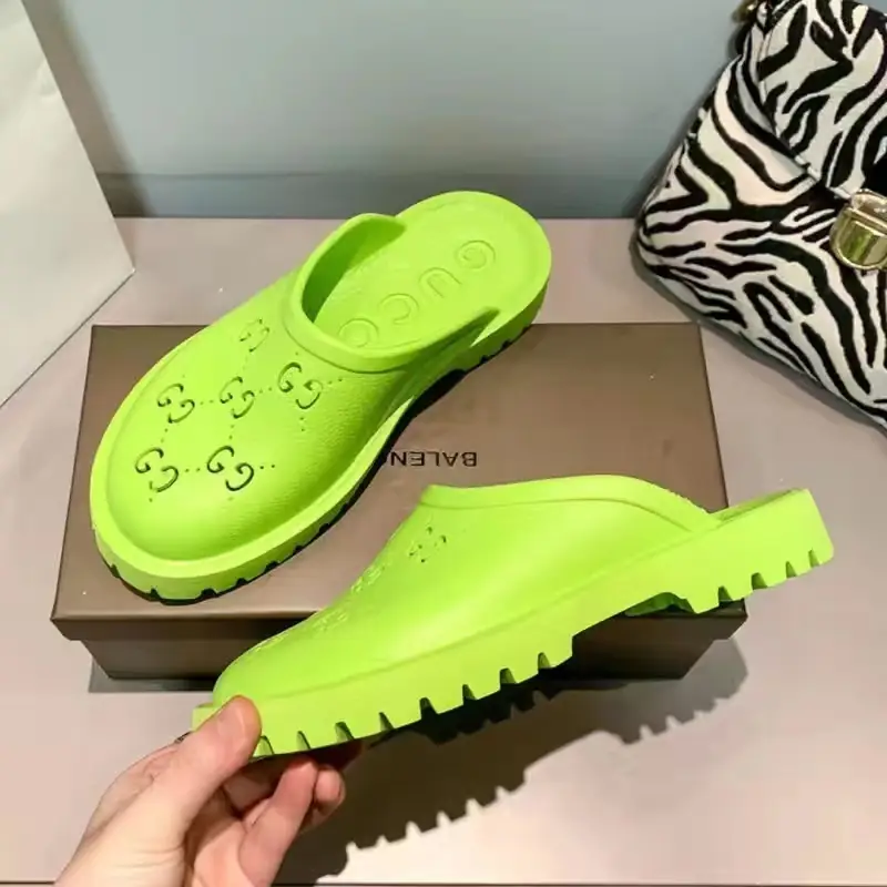 M759 33$ GUCCI gallery