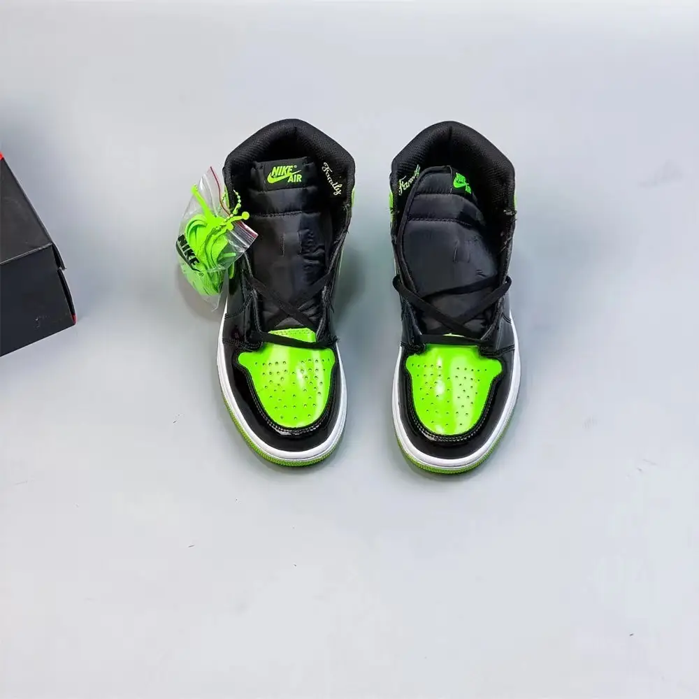 M761 NIKE 45$ gallery