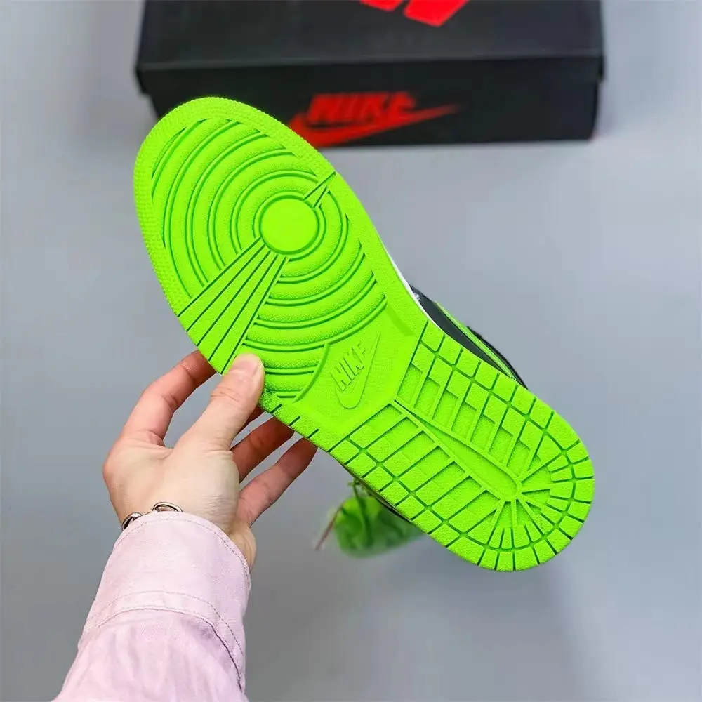 M761 NIKE 45$ gallery