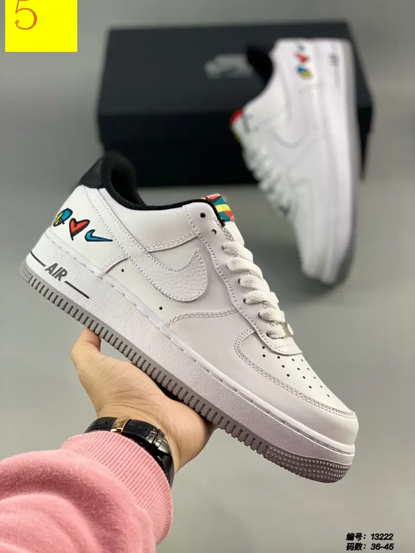 M786  Nike Air Force 07 42.22$ gallery