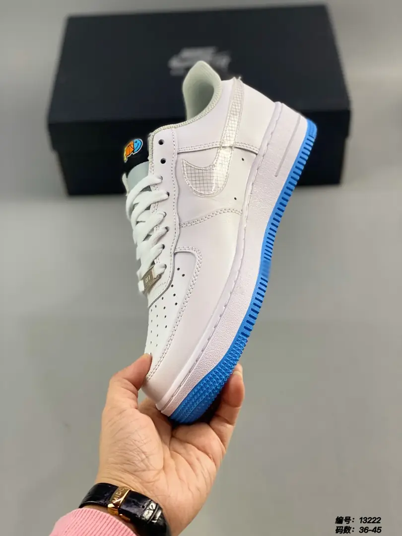 M786  Nike Air Force 07 42.22$ gallery