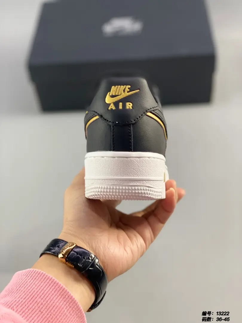 M786  Nike Air Force 07 42.22$ gallery