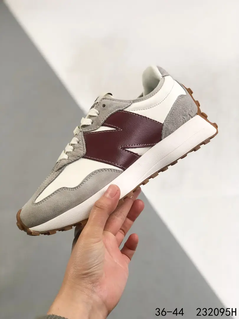 M788   New Balance 327 41$ gallery