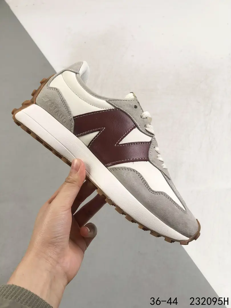 M788   New Balance 327 41$ gallery