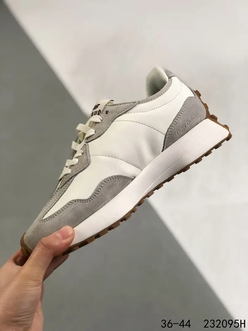 M788   New Balance 327 41$ gallery