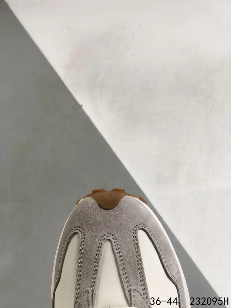 M788   New Balance 327 41$ gallery