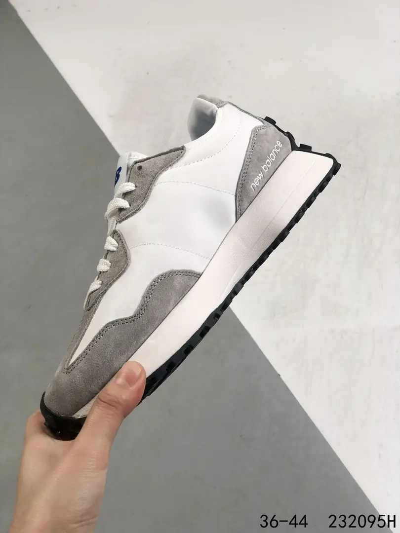 M788   New Balance 327 41$ gallery