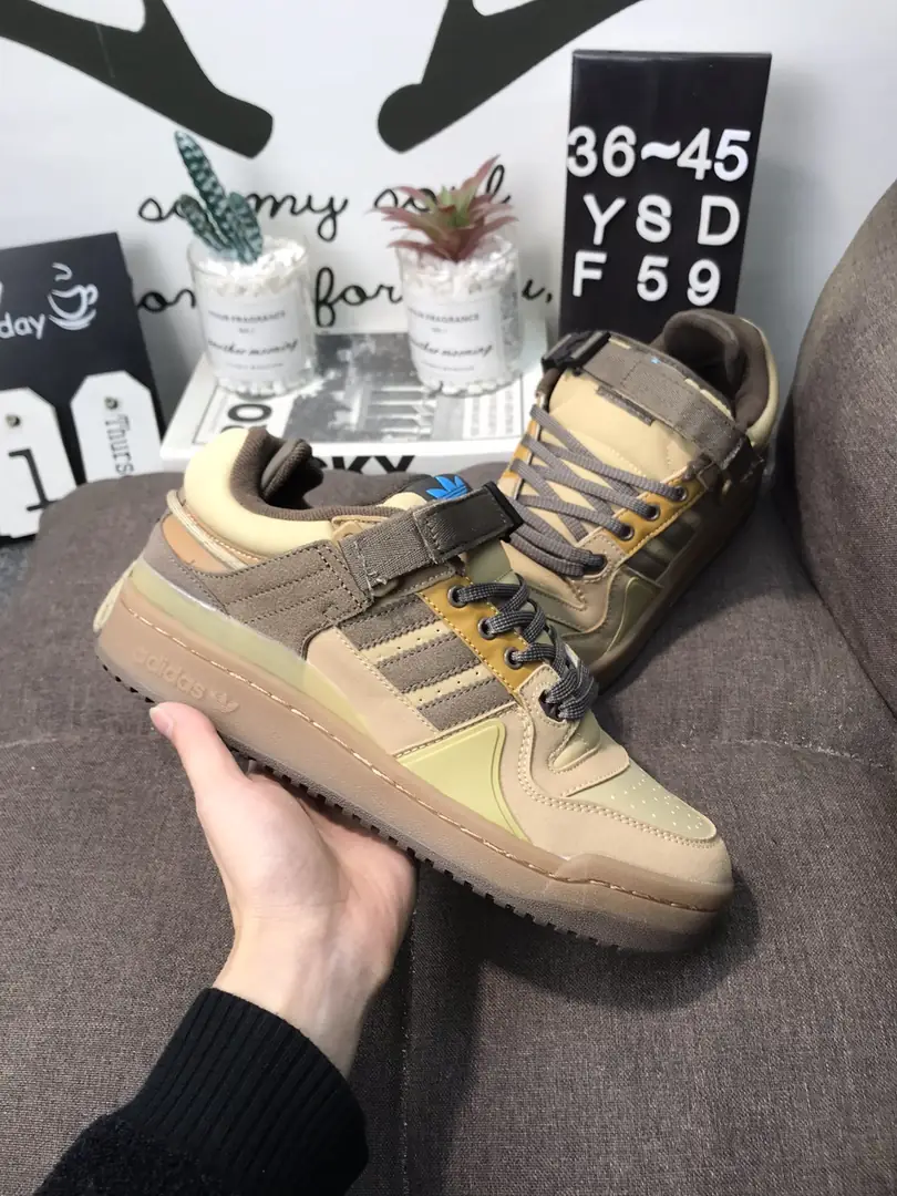 M792 Adidas Forum 46$ gallery