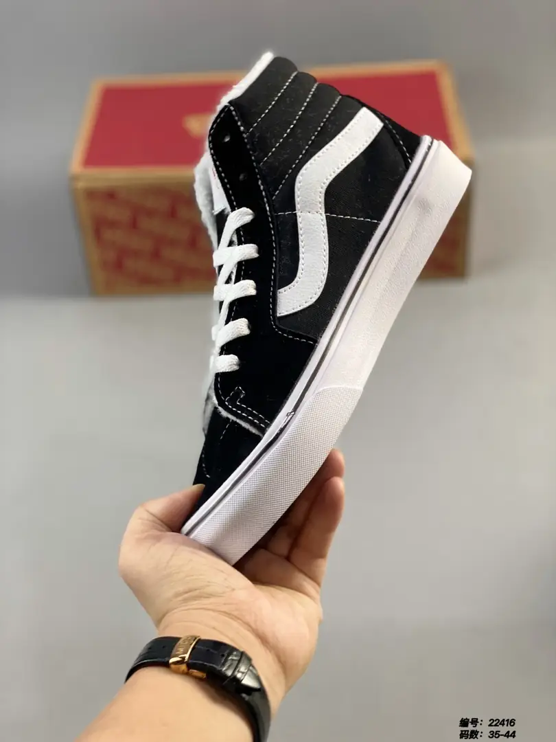 M793  VANS 36$ gallery