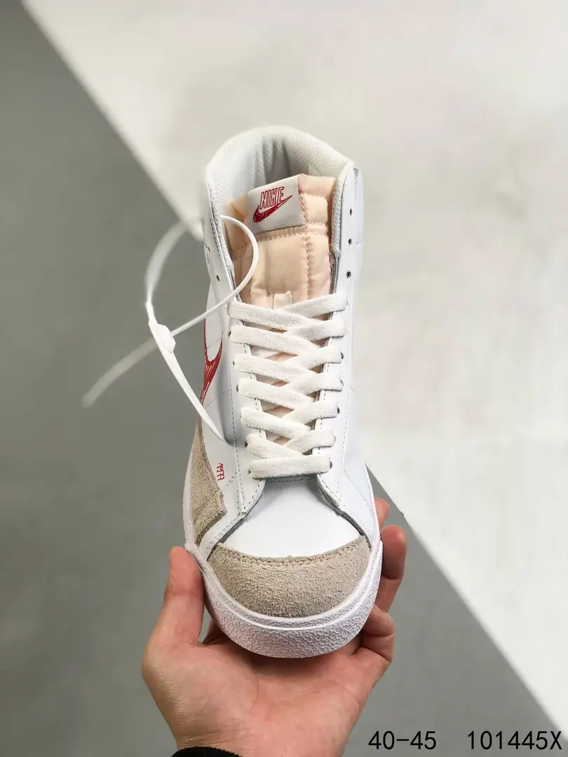 M795  Nike Blazer Mid 43.22$ gallery