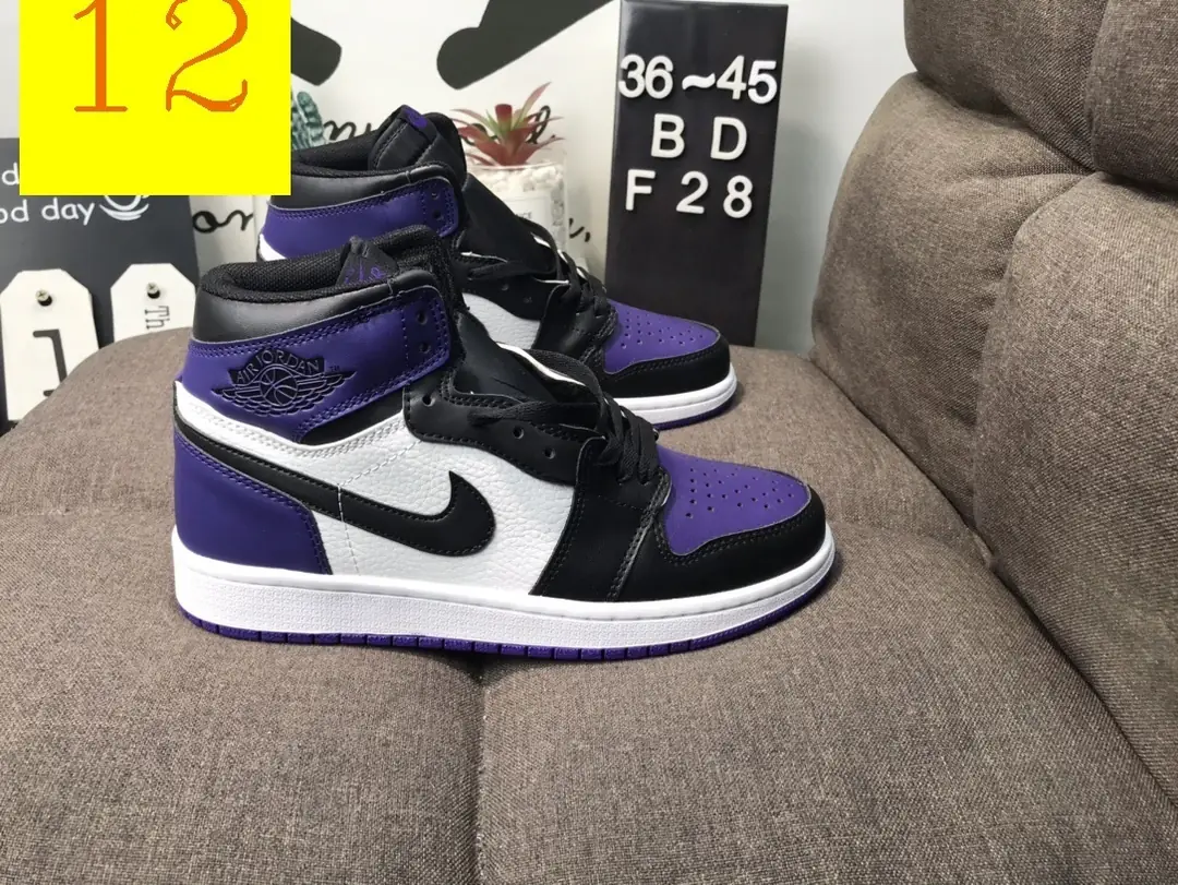 M799  Nike Air Jordan 1 38.88$ gallery