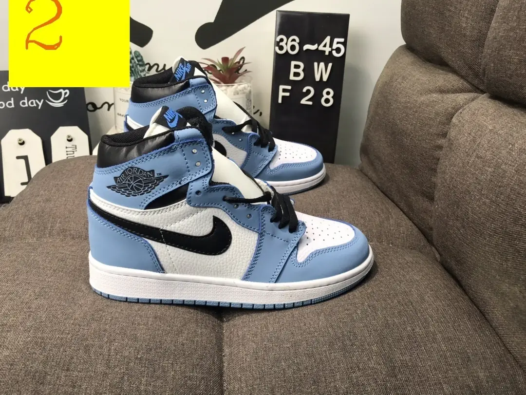 M799  Nike Air Jordan 1 38.88$ gallery