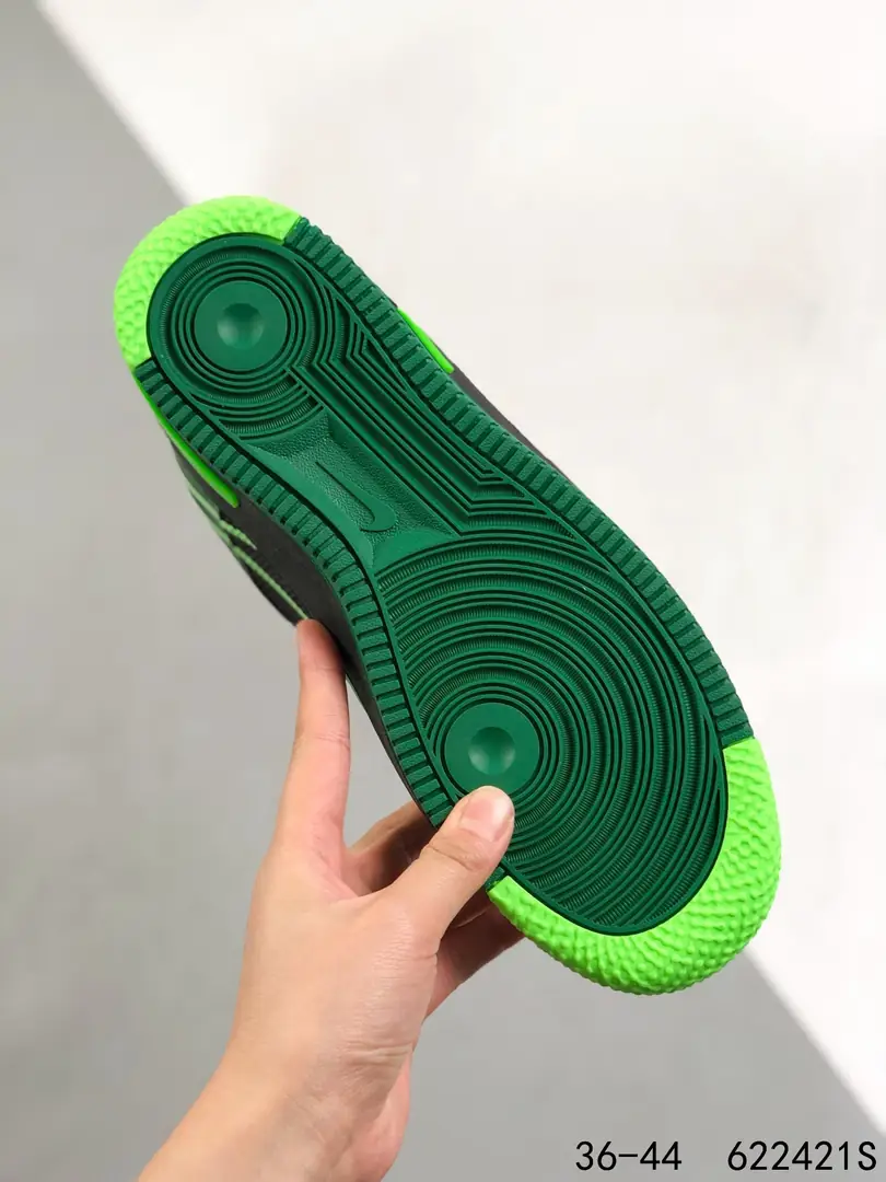 M800 Nike Air Force1  43.99$ gallery