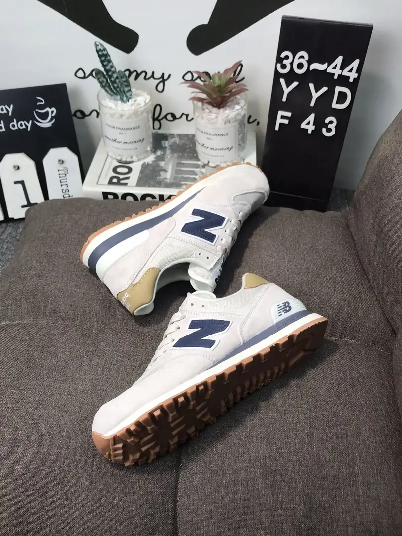 M806  New Balance NB  43.33$ gallery