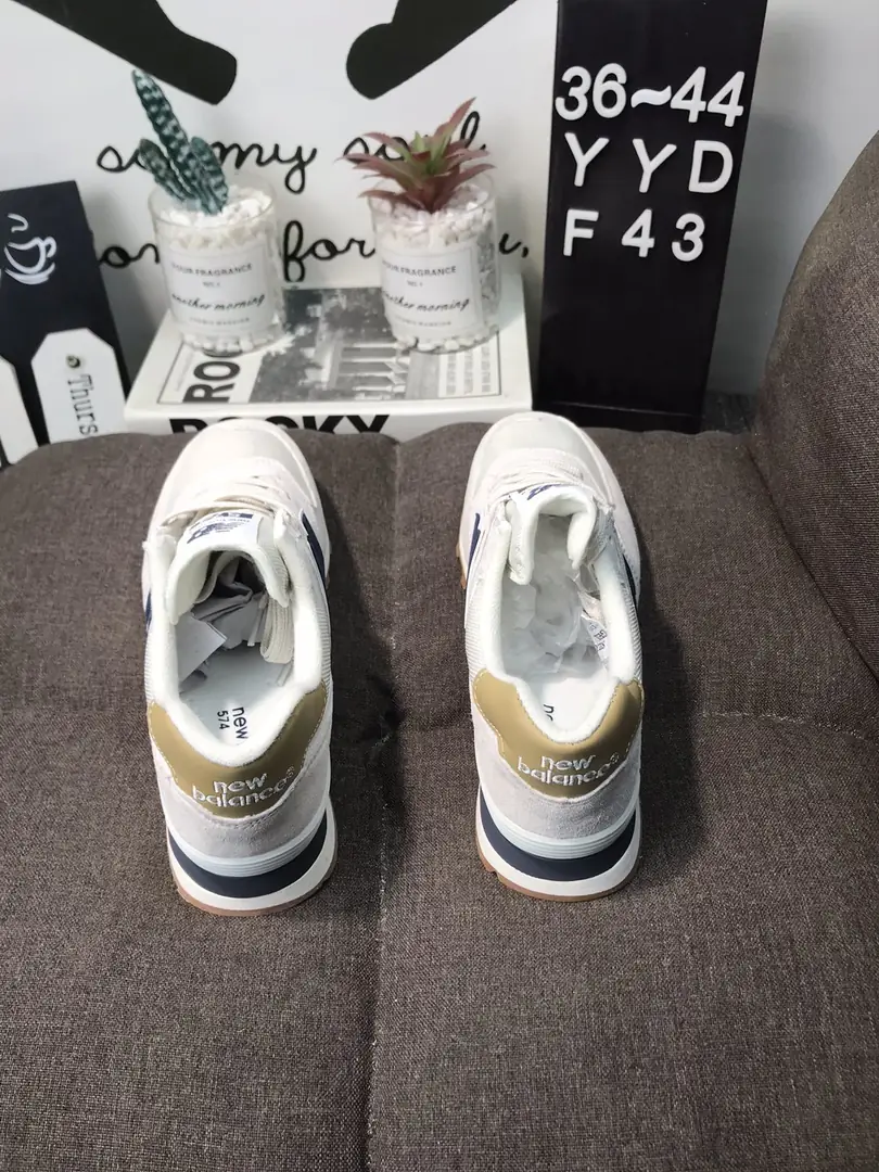 M806  New Balance NB  43.33$ gallery