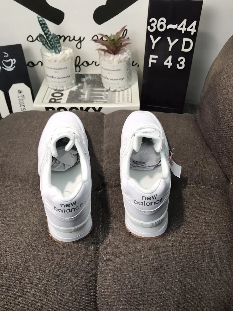 M806  New Balance NB  43.33$ gallery