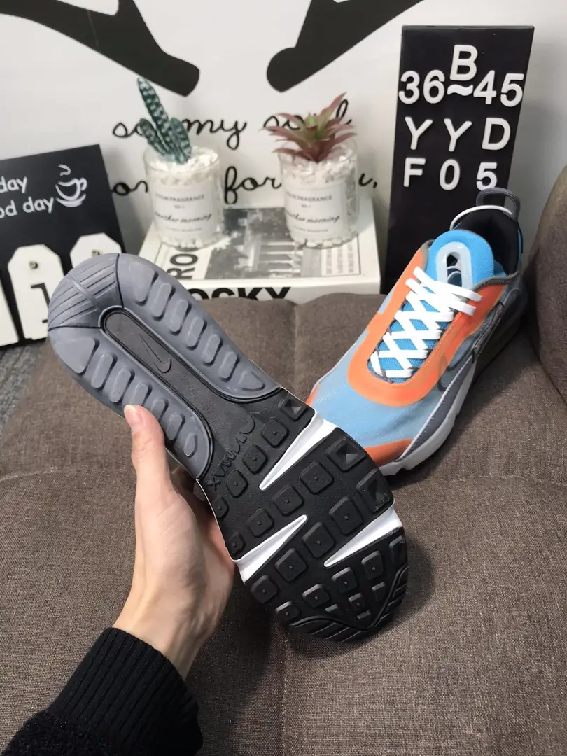 M808   Air Max 2090 44.44$ gallery