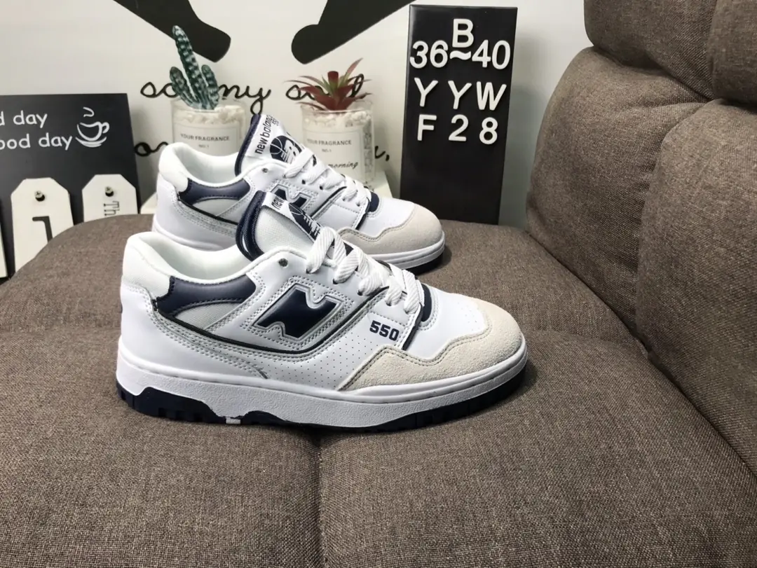 M809  43.5$ New Balance gallery