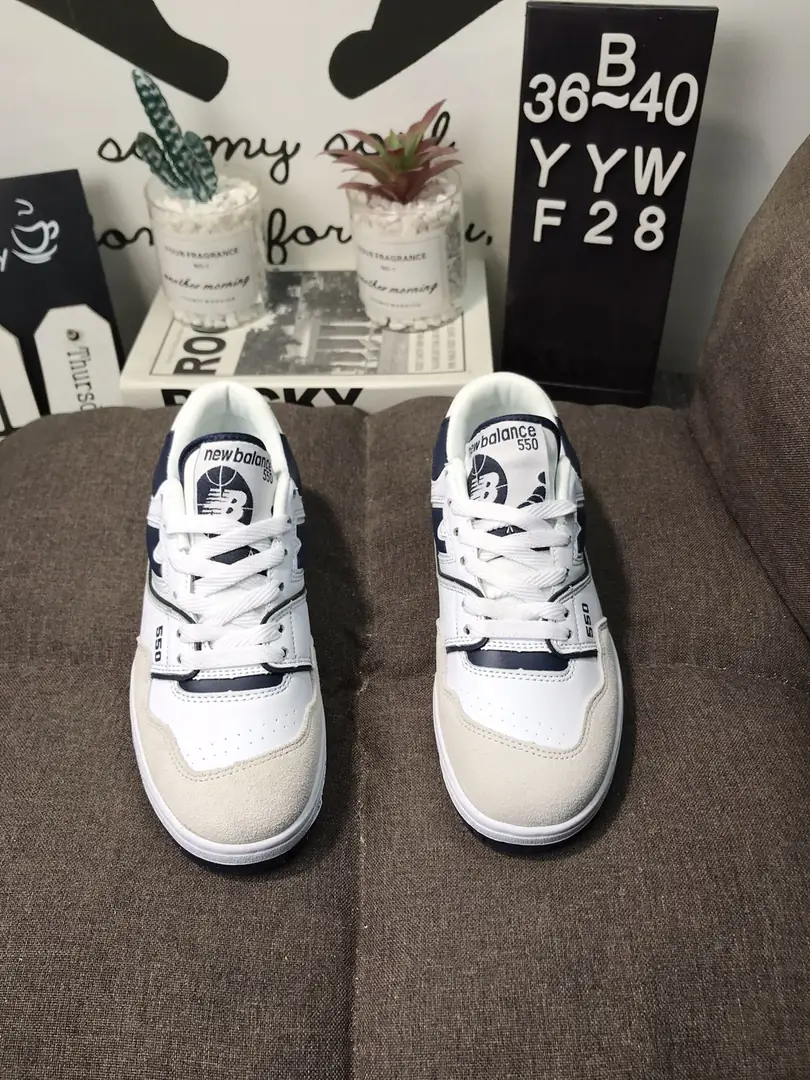 M809  43.5$ New Balance gallery