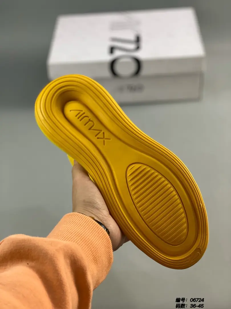 M815  Nike Air Max  $47.54 gallery