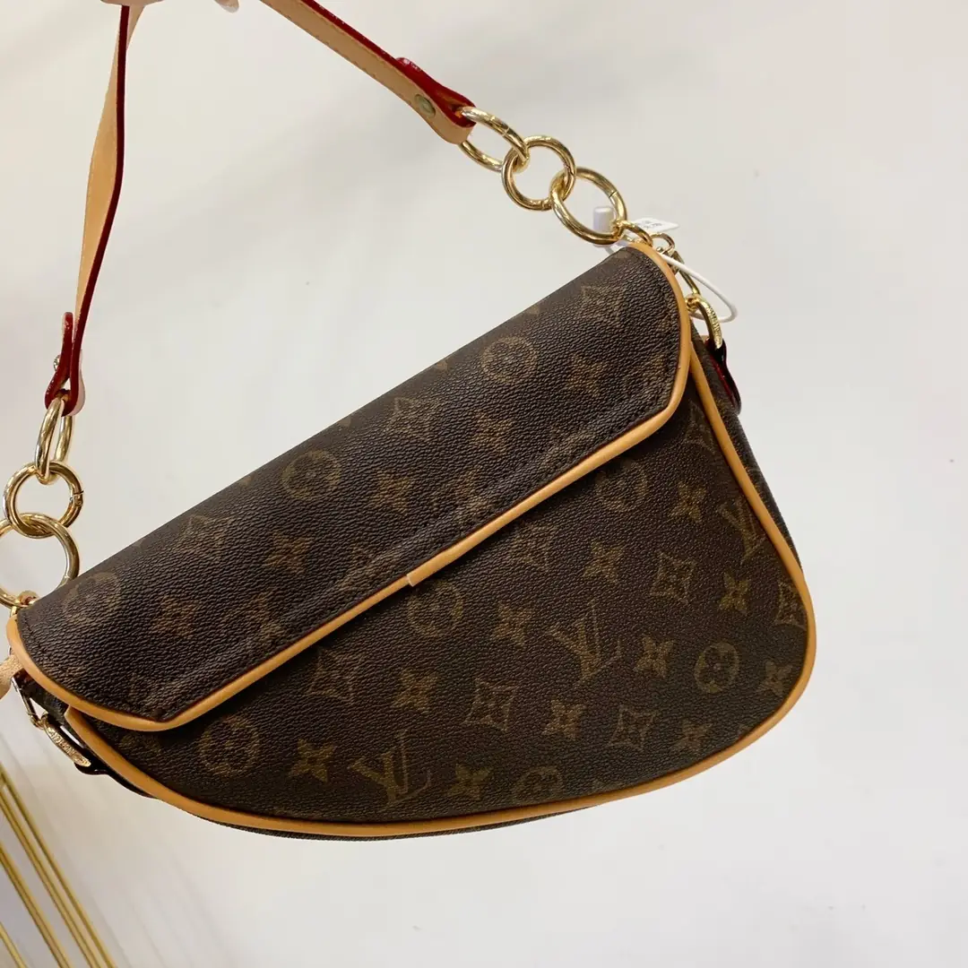 M82  32.29$ LV high quality gallery