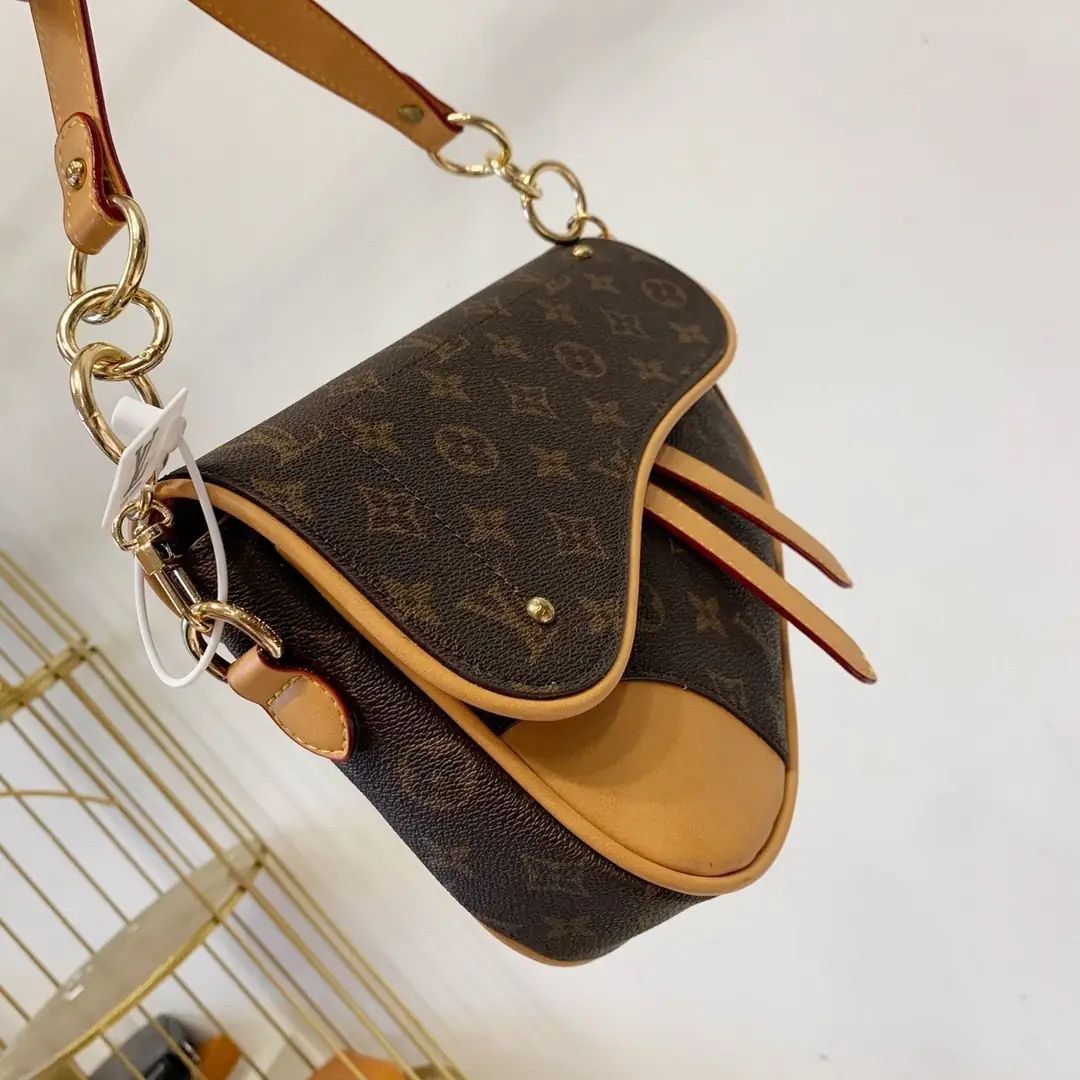 M82  32.29$ LV high quality gallery