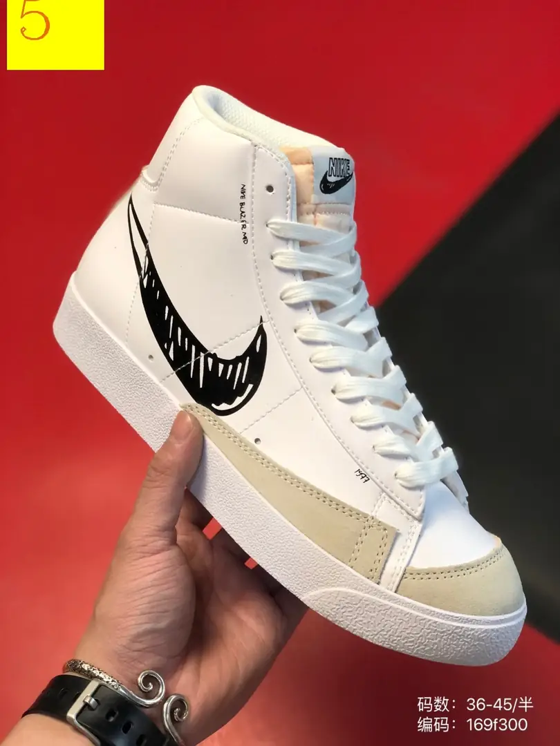 M826 Nike Blazer Mid 42.33$ gallery