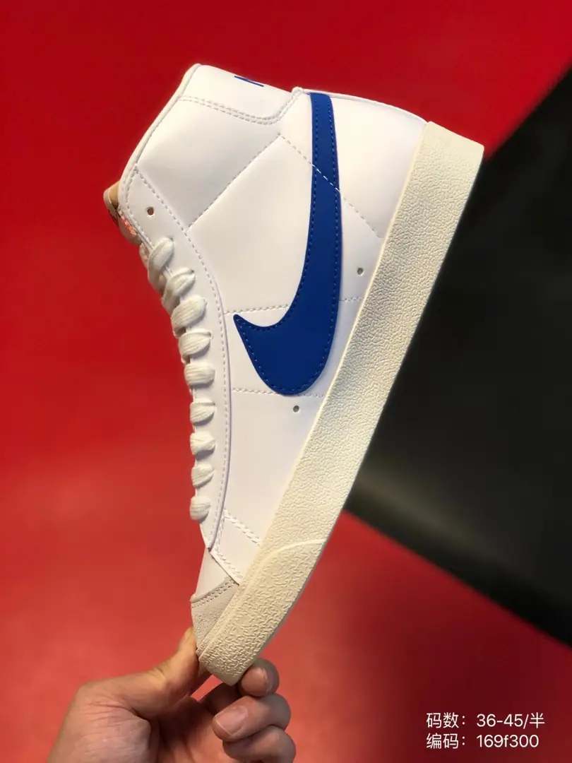 M826 Nike Blazer Mid 42.33$ gallery