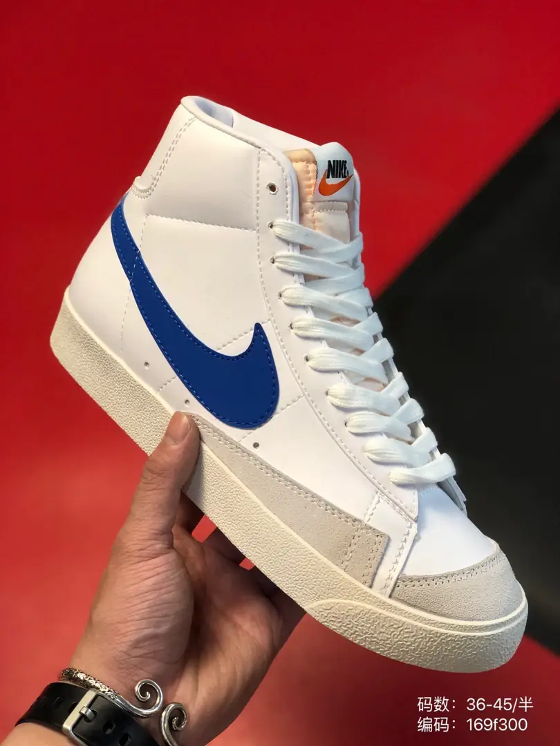M826 Nike Blazer Mid 42.33$ gallery