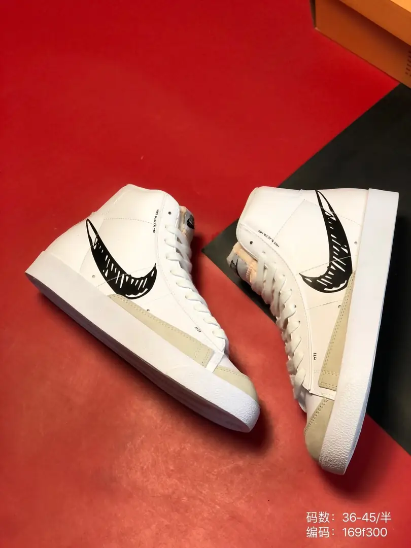 M826 Nike Blazer Mid 42.33$ gallery