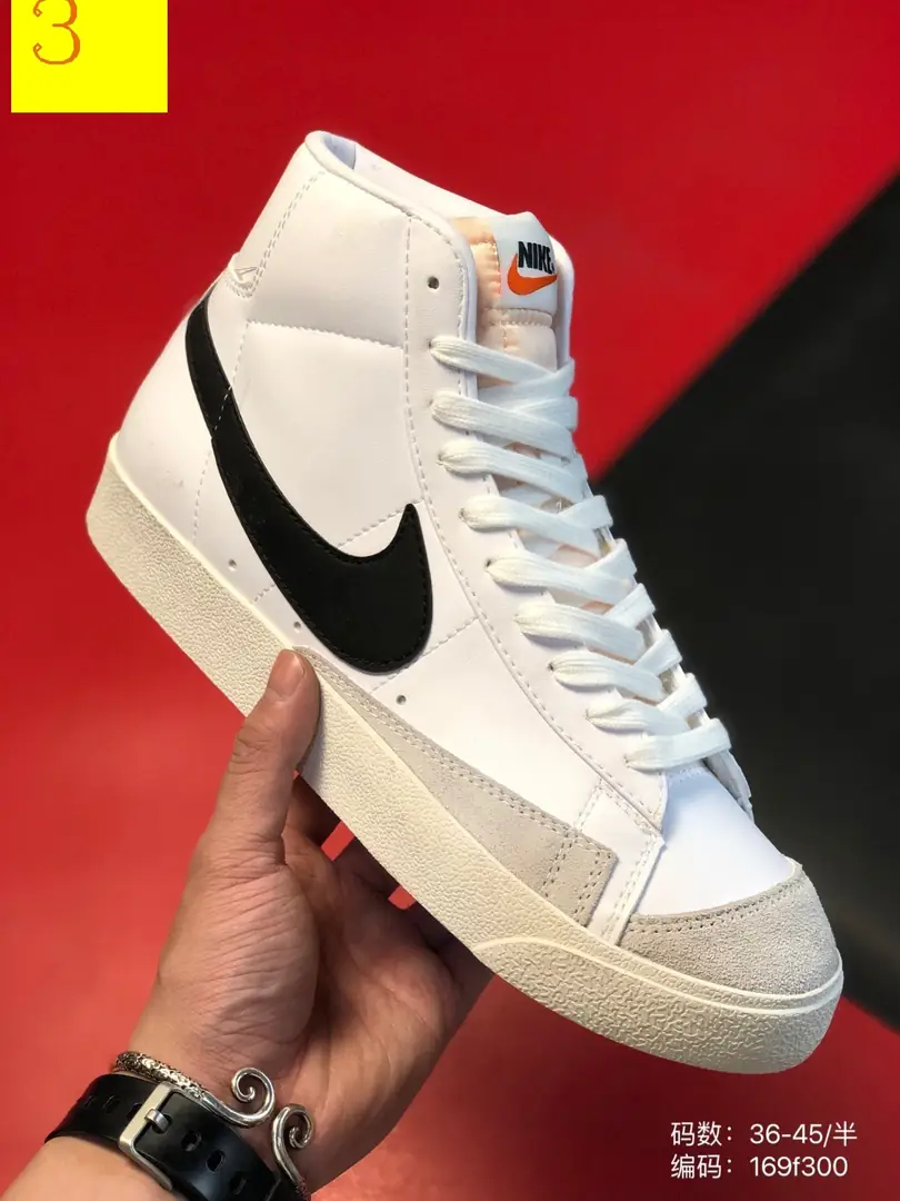 M826 Nike Blazer Mid 42.33$ gallery