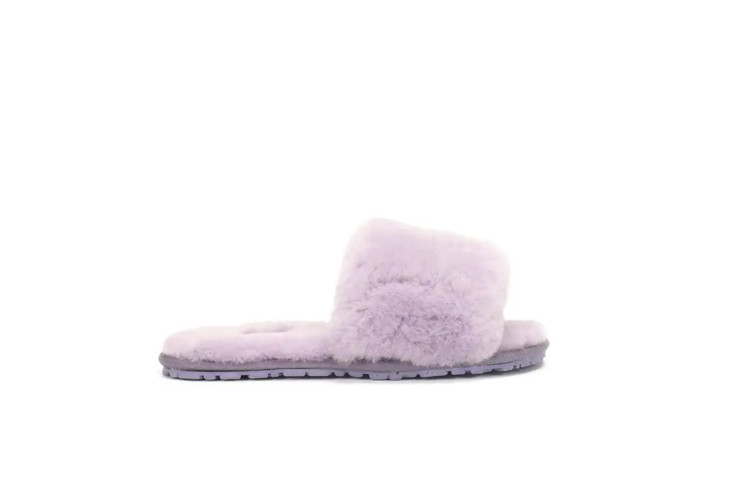 M830 UGG COZETTE SLIDE 39.01$ gallery