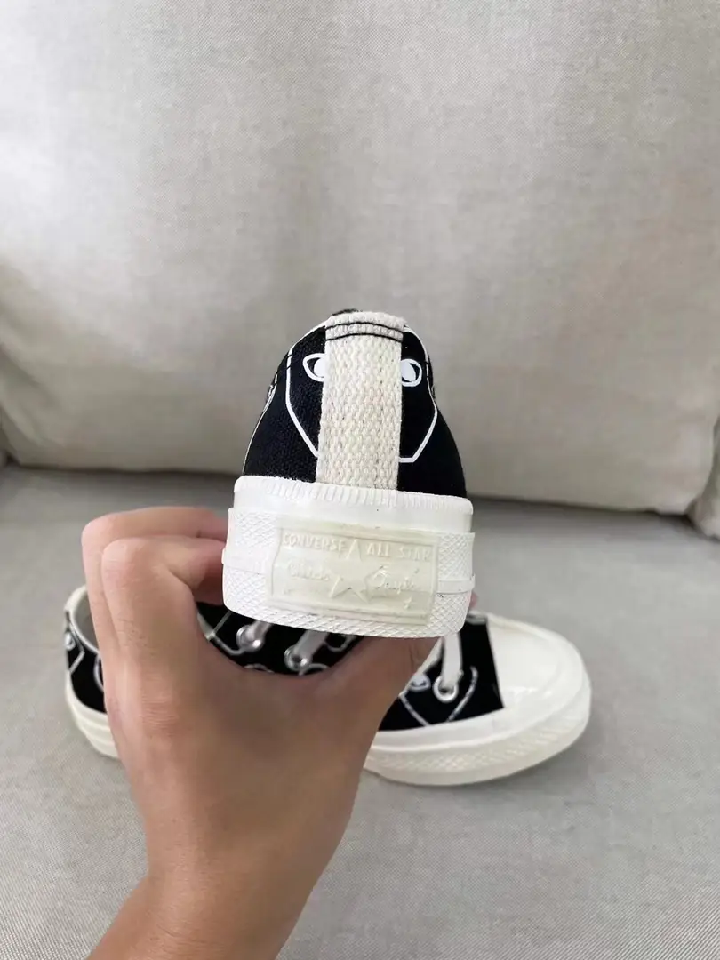 M84  31.15$ Converse KW gallery