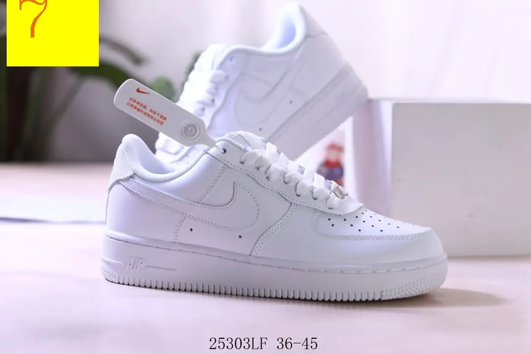 M857  NIKE Air Force 1  $36.30 gallery